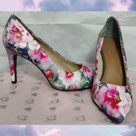Seychelles Shoes - 🌸Seychelles Leather Floral Pump Stilleto Heels